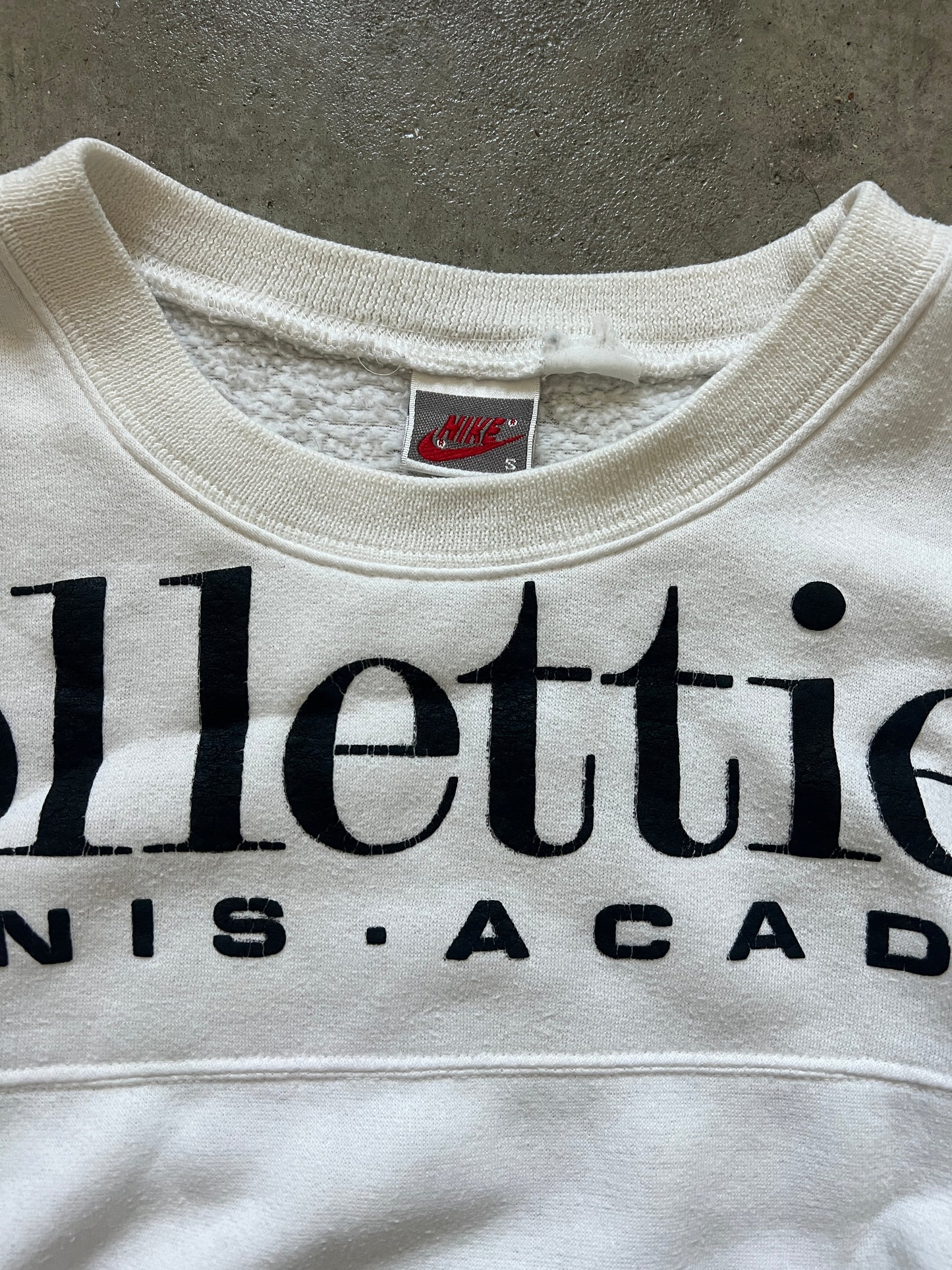 Vintage Nike Bollettieri Academy Crewneck Sweatshirt (circa 1990s) (very rare)