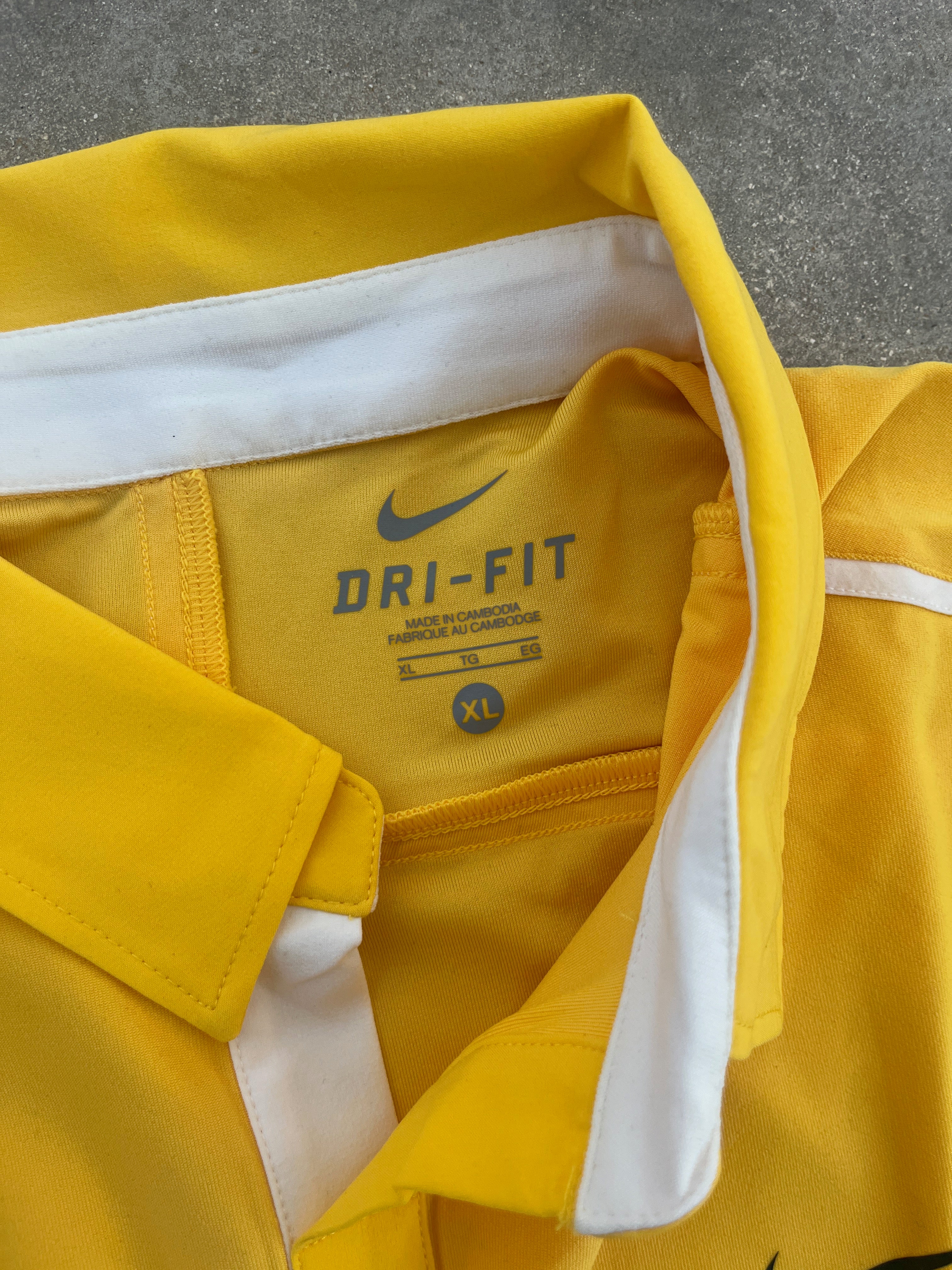 Vintage 2011 Nike Polo (Federer, Indian Wells)