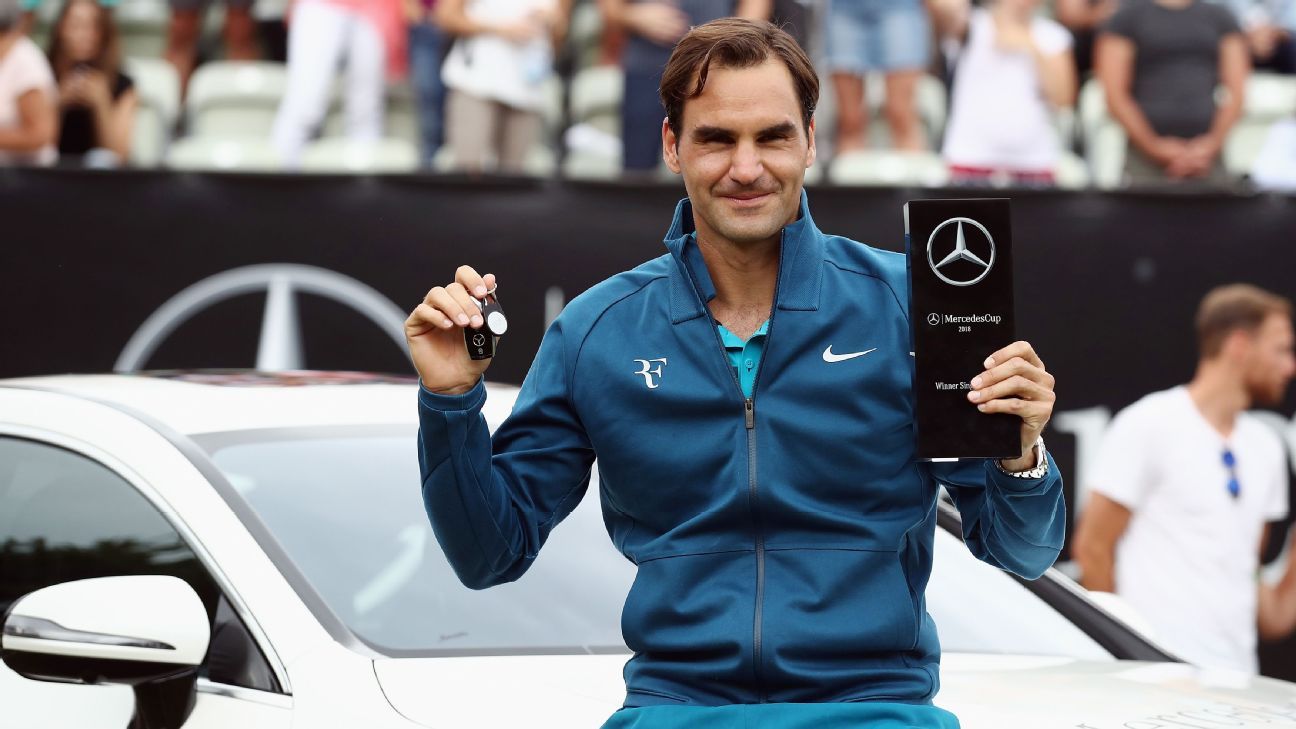 Vintage 2018 Nike RF Jacket (Stuttgart/Halle)