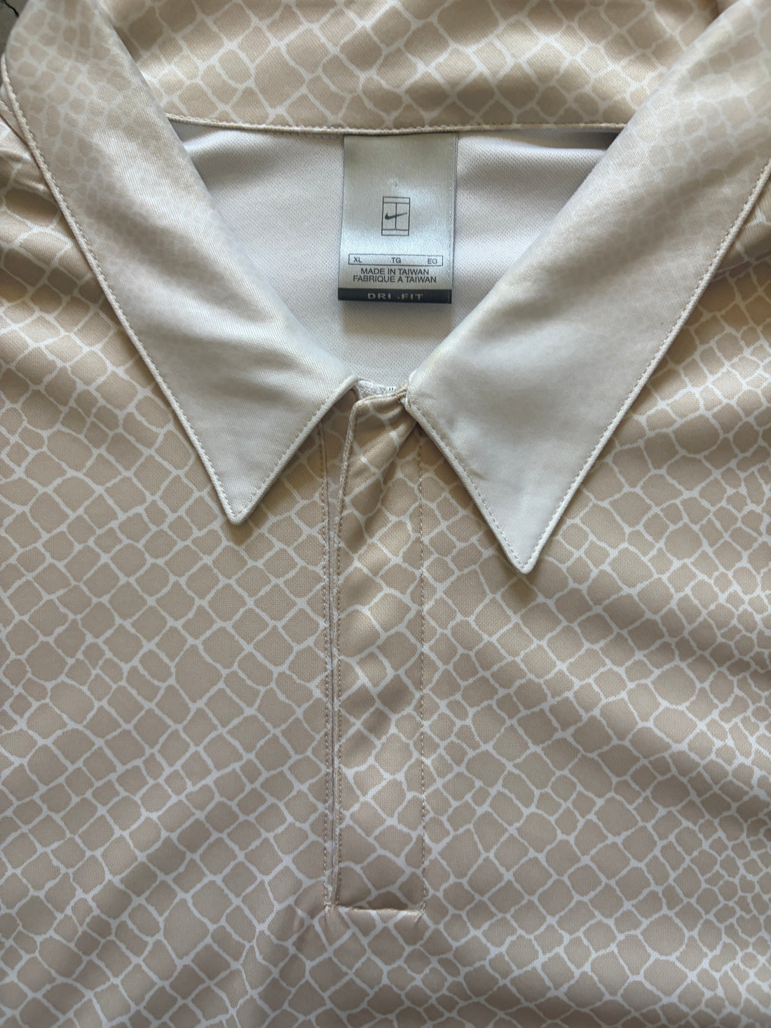 Vintage 2002 White Nike Snakeskin 1/4 Zip (Federer)