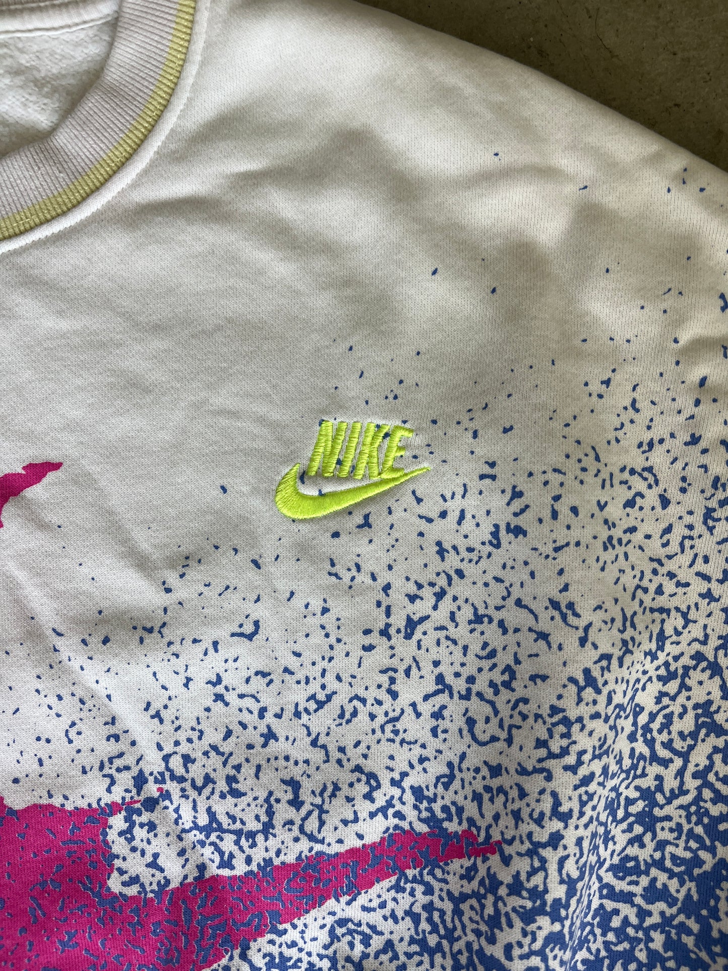 Vintage Nike Challenge Court Sweatshirt (circa 1990s)