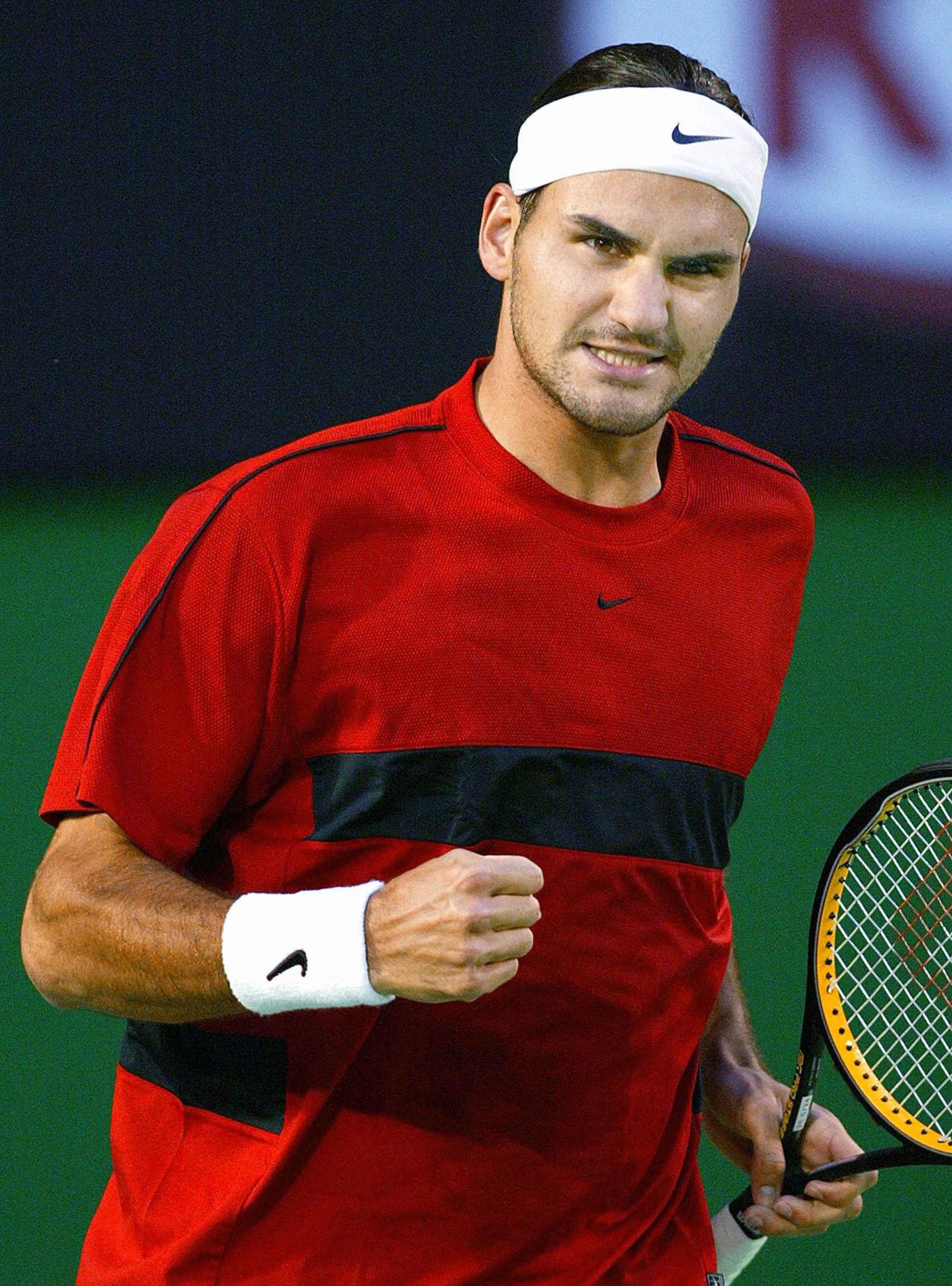 Vintage 2004 Nike Shirt (Federer, Australian Open)