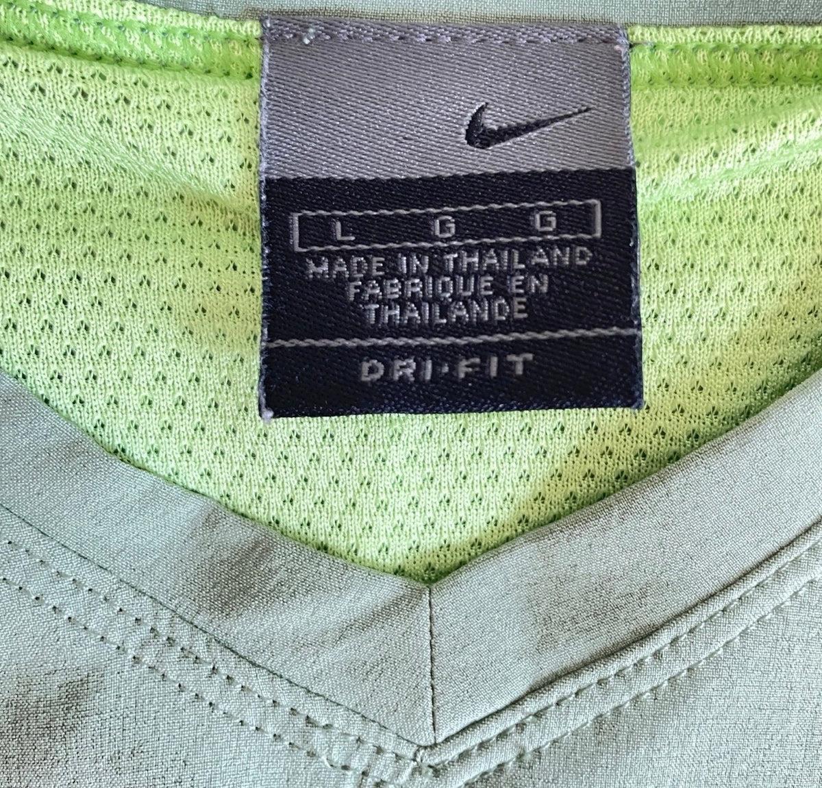 Vintage 2002 Nike Tennis Shirt (Federer, US Open)