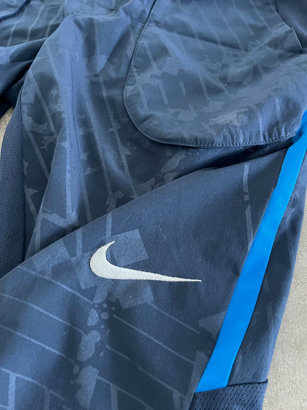 Vintage Y2K Nike Capri Shorts (Nadal)