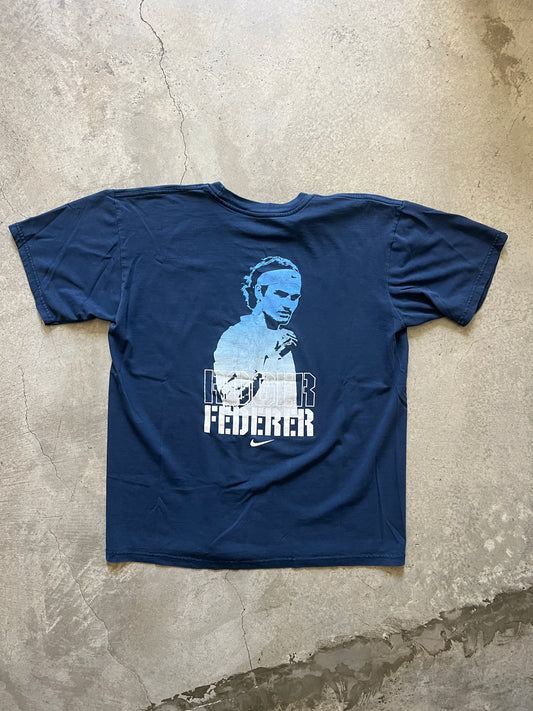 Vintage Nike Roger Federer T-Shirt (Y2K)