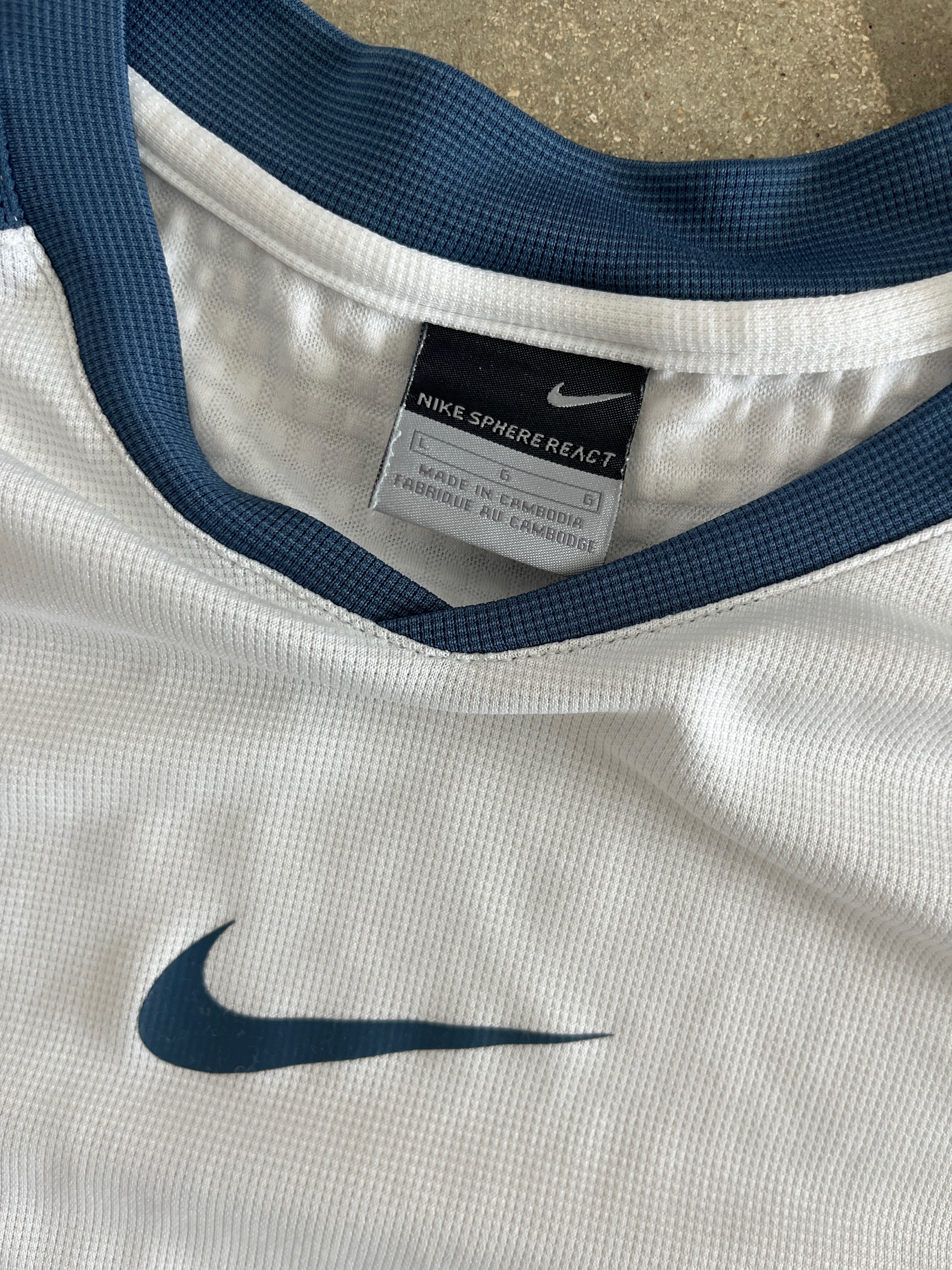 Vintage 2005 Nike Shirt (Federer, Wimbledon)