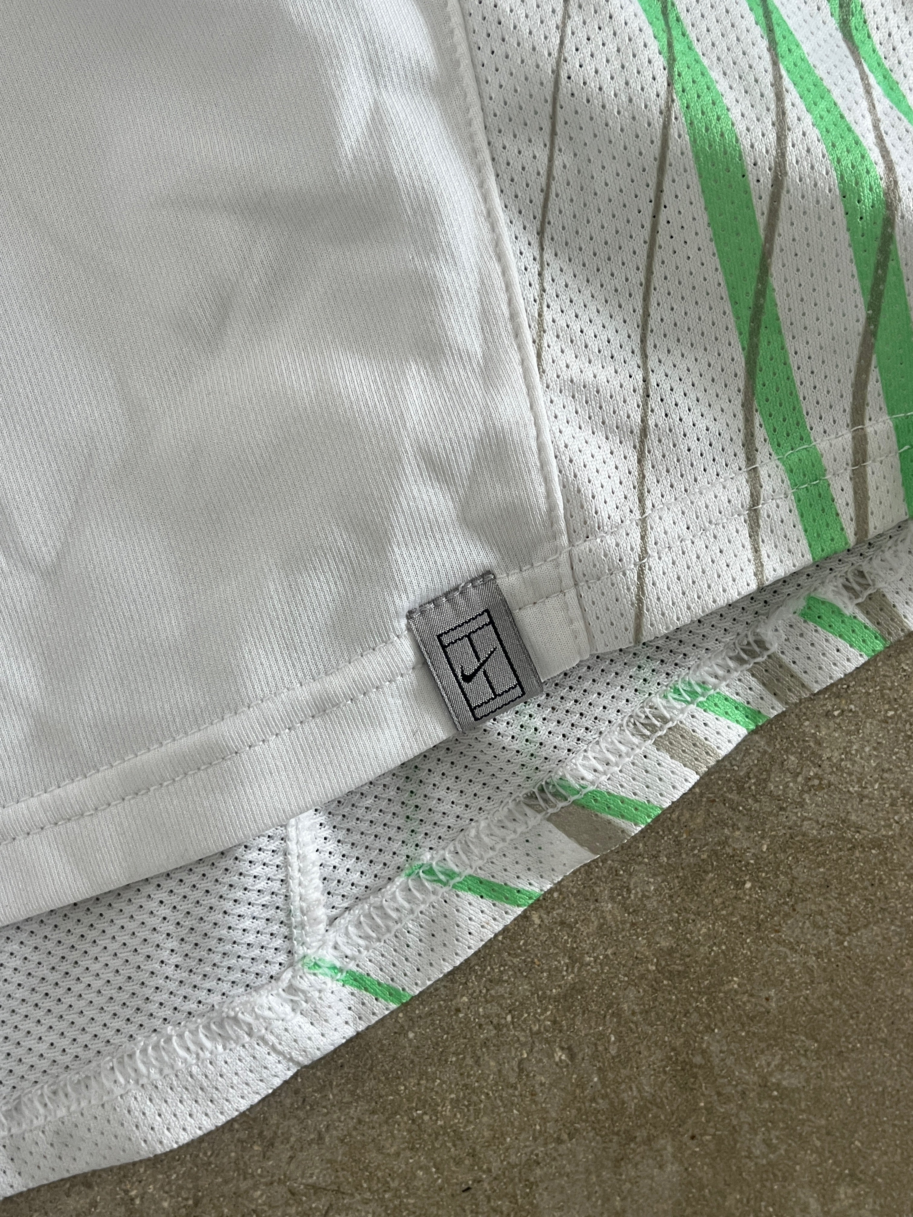 Vintage 2006 Nike Shirt (Federer, Australian Open)