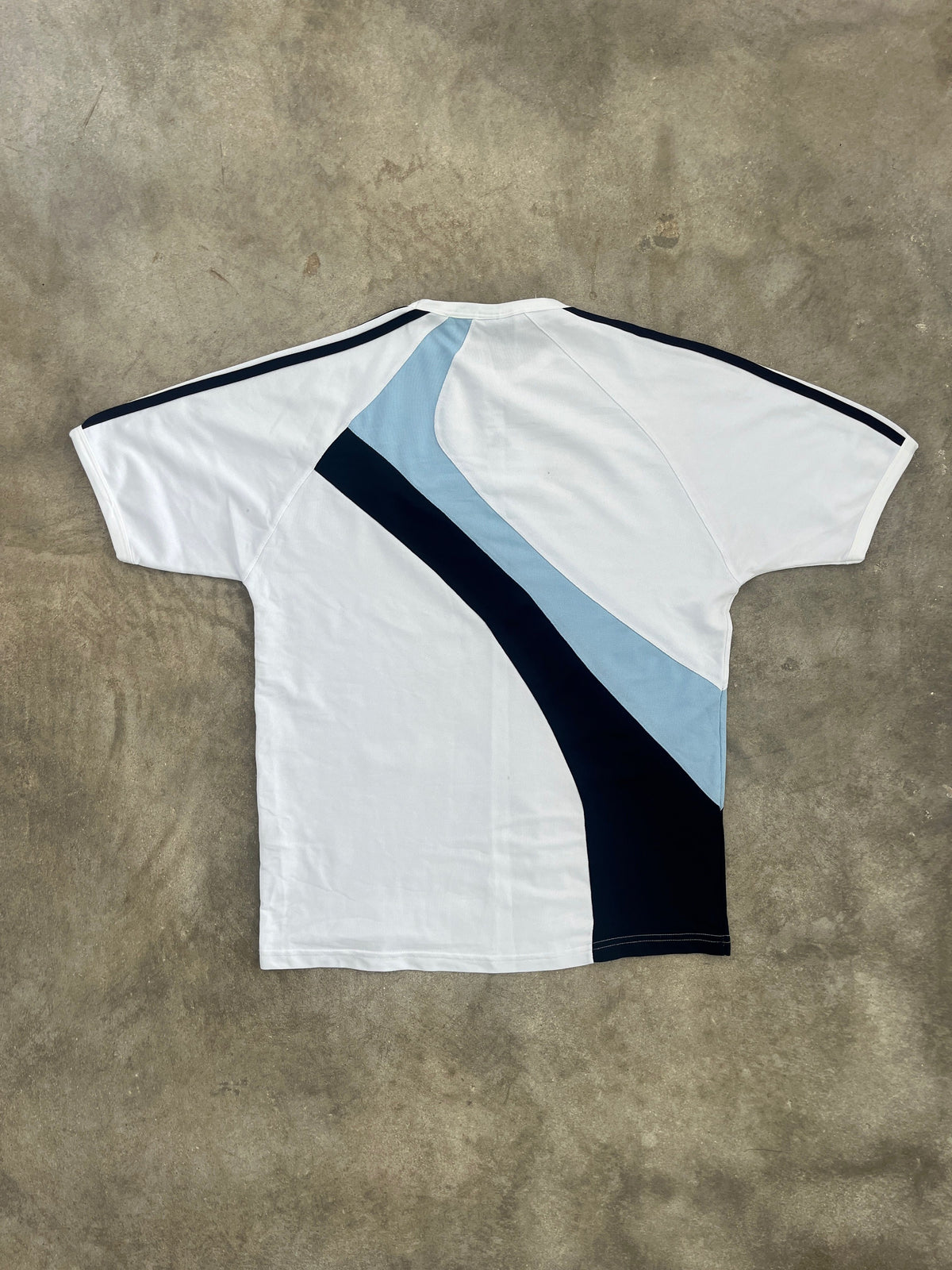 Vintage Adidas Tennis Shirt (Y2K)