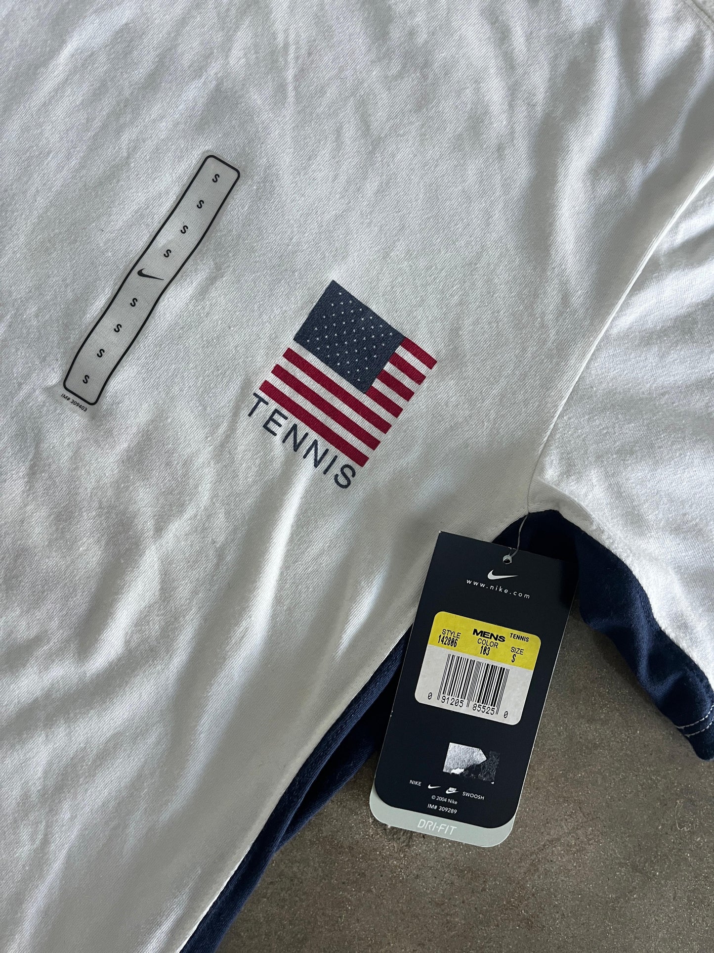 Vintage Nike James Blake USA T-Shirt (2004)